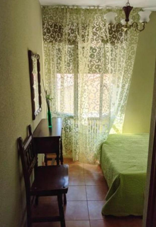 Hostal Casa Chore Hinojosa de Duero Buitenkant foto