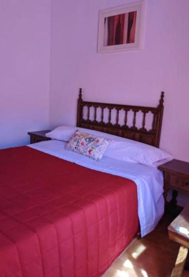 Hostal Casa Chore Hinojosa de Duero Buitenkant foto